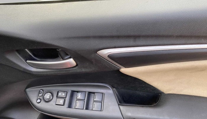 2019 Honda Jazz 1.2L I-VTEC VX CVT, Petrol, Automatic, 57,783 km, Driver Side Door Panels Control