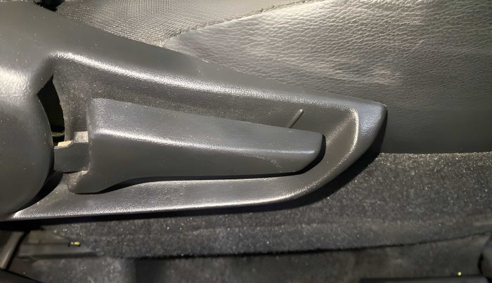 2022 Maruti S PRESSO VXI+, Petrol, Manual, 14,757 km, Driver Side Adjustment Panel