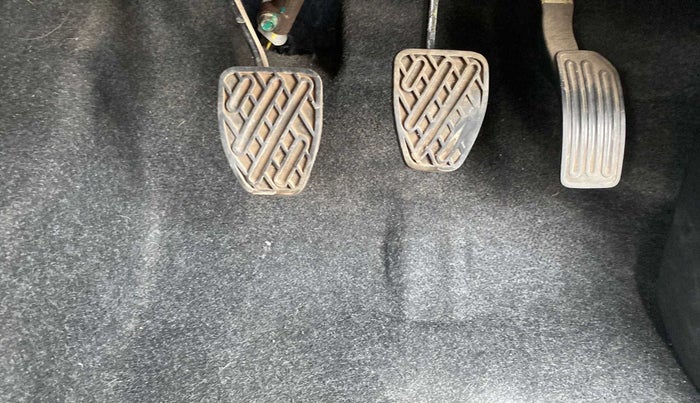 2016 Datsun Go Plus T, Petrol, Manual, 31,850 km, Pedals