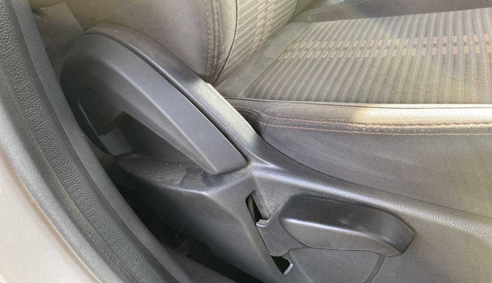 2019 Ford FREESTYLE TITANIUM 1.2 PETROL, Petrol, Manual, 13,328 km, Driver Side Adjustment Panel