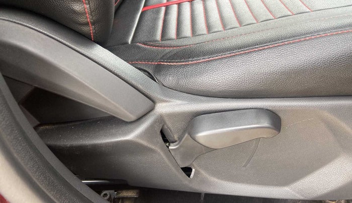 2019 Ford New Figo TITANIUM 1.2 PETROL MT, Petrol, Manual, 45,554 km, Driver Side Adjustment Panel