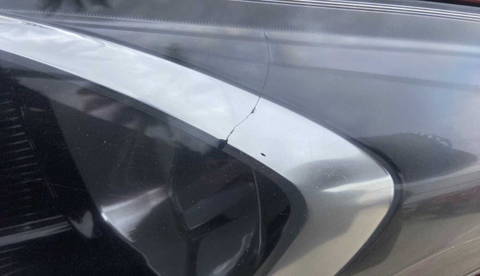 2019 Ford New Figo TITANIUM 1.2 PETROL MT, Petrol, Manual, 45,554 km, Left headlight - < 2 inches,no. = 2