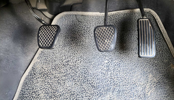 2017 Honda Amaze 1.2L I-VTEC S, Petrol, Manual, 54,759 km, Pedals