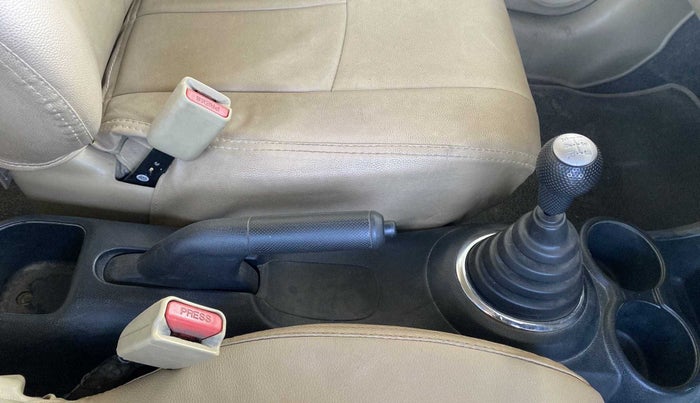 2017 Honda Amaze 1.2L I-VTEC S, Petrol, Manual, 54,759 km, Gear Lever