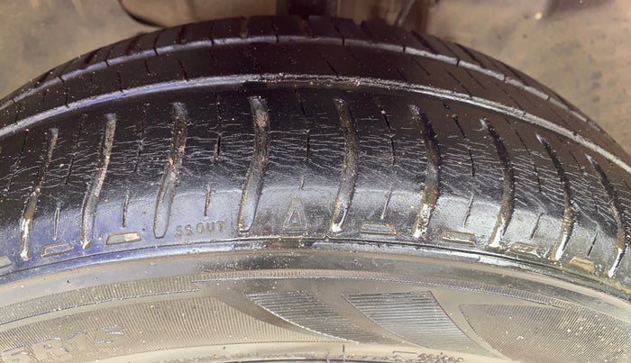 2017 Tata TIGOR XZ (O) PETROL, Petrol, Manual, 54,619 km, Right Front Tyre Tread