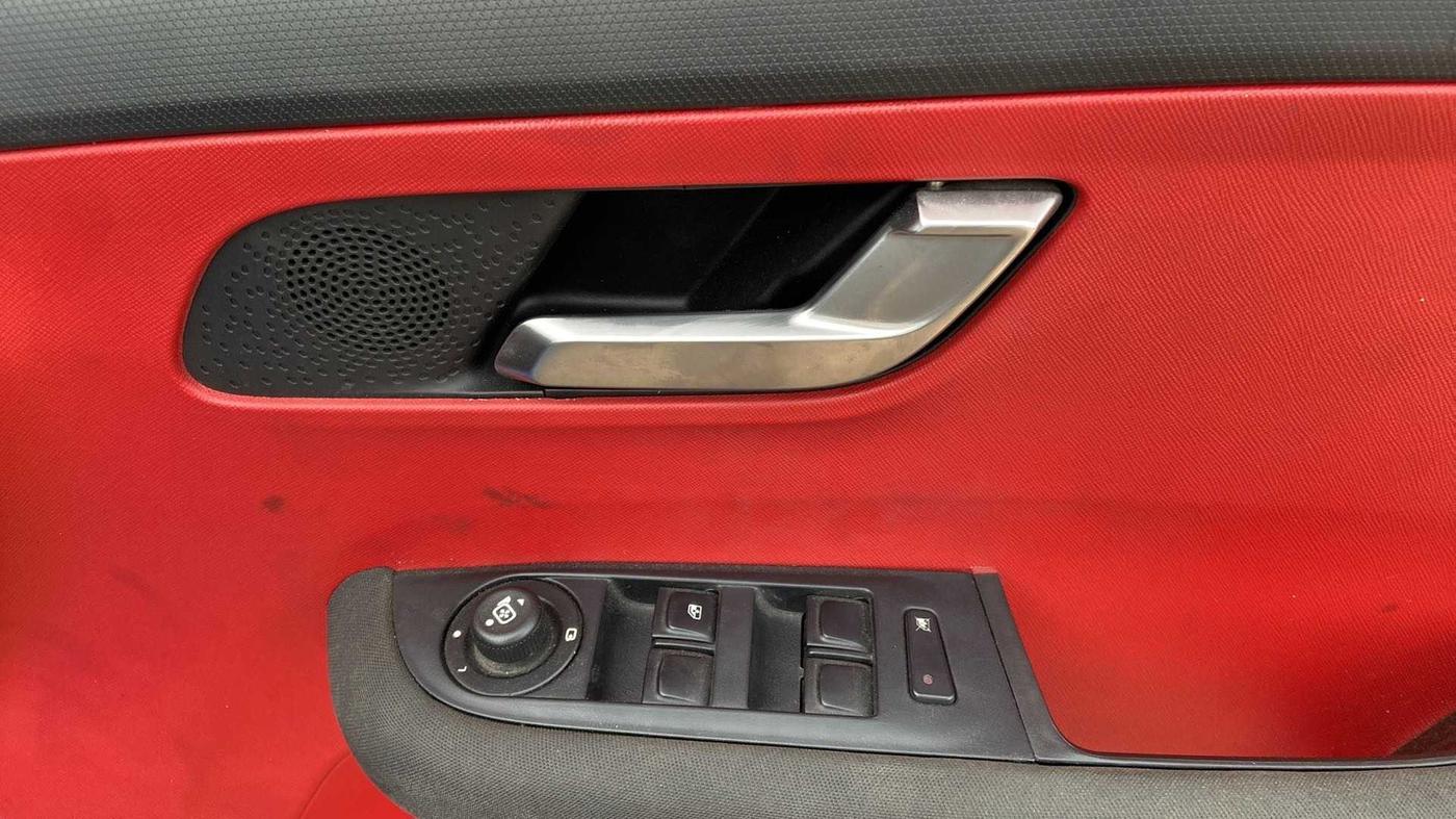 2021 Tata ALTROZ XZ PLUS PETROL, Petrol, Manual, 16,239 km, Driver Side Door Panels Control