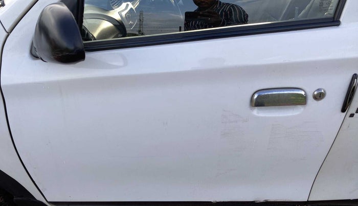 2016 Maruti Alto 800 LXI, Petrol, Manual, 28,683 km, Front passenger door - Minor scratches