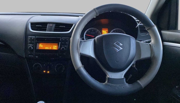2015 Maruti Swift VDI ABS, Diesel, Manual, 25,766 km, Steering Wheel Close Up