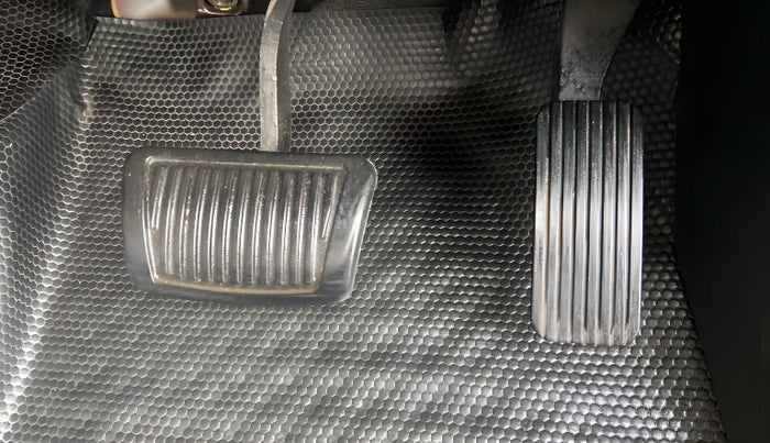 2019 Hyundai Verna 1.6 VTVT SX + AT, Petrol, Automatic, 52,144 km, Pedals