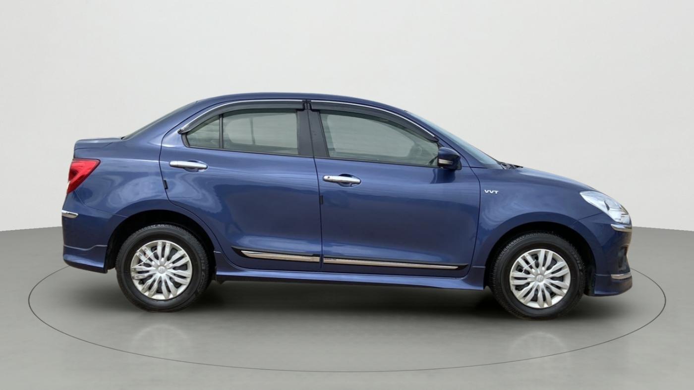 2017 Maruti Dzire VXI AMT, Petrol, Automatic, 33,324 km, Right Side View