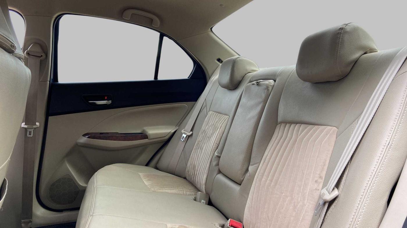 2017 Maruti Dzire VXI AMT, Petrol, Automatic, 33,324 km, Right Side Rear Door Cabin