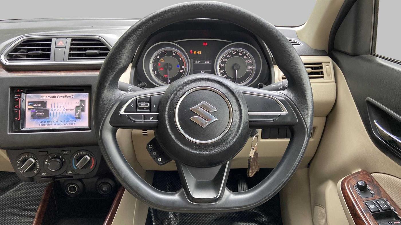 2017 Maruti Dzire VXI AMT, Petrol, Automatic, 33,324 km, Steering Wheel Close Up