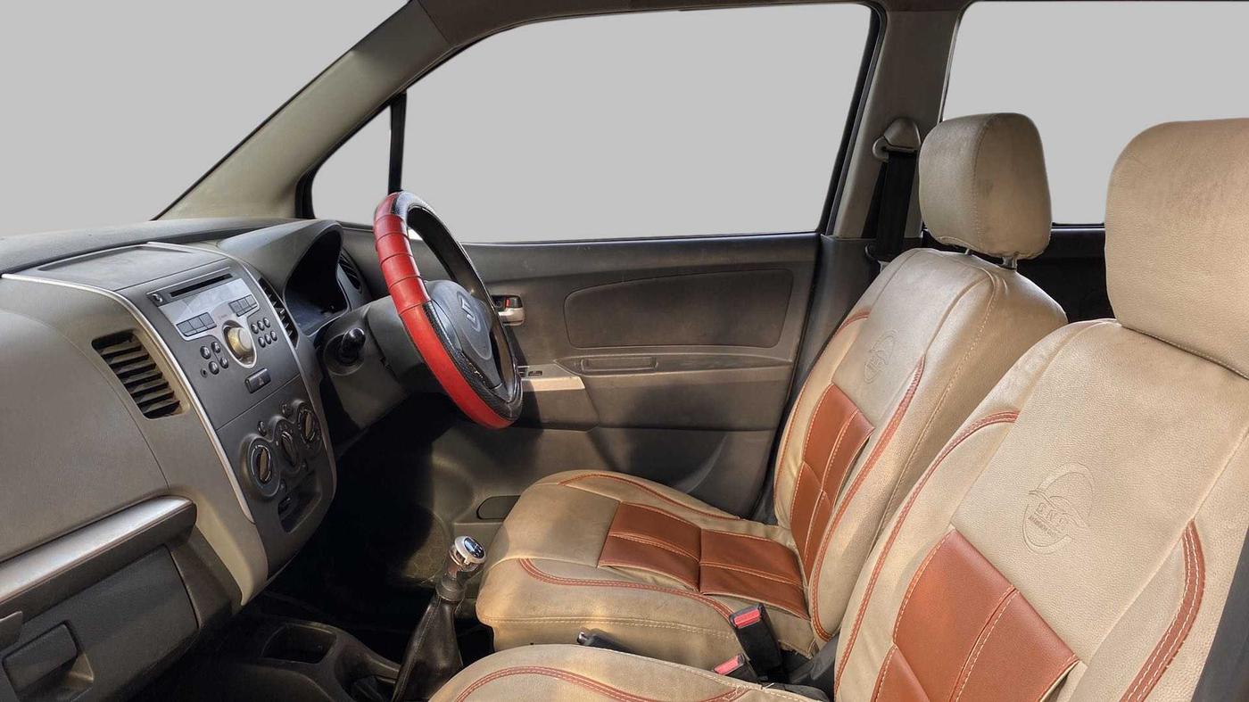 2012 Maruti Wagon R 1.0 VXI, Petrol, Manual, 61,195 km, Right Side Front Door Cabin