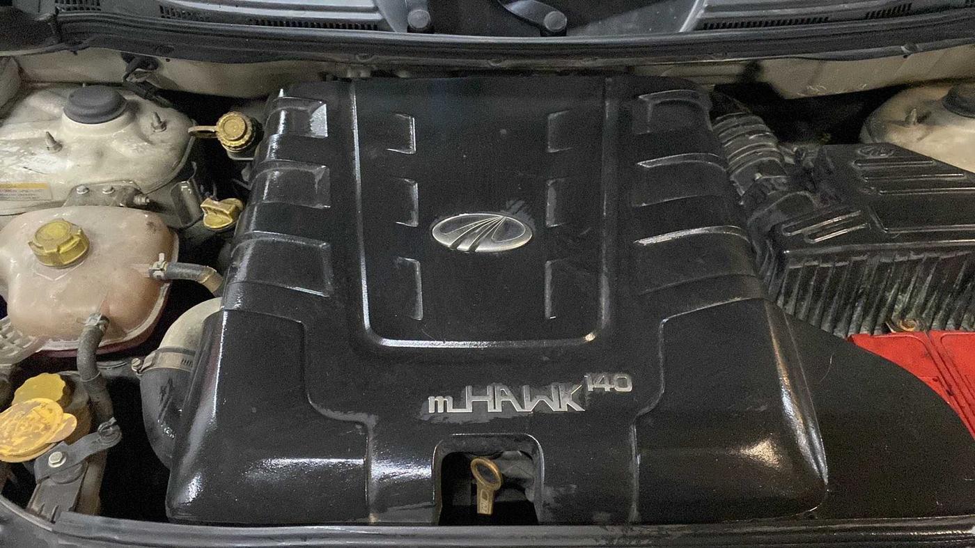 2017 Mahindra XUV500 W6 AT, Diesel, Automatic, 1,08,691 km, Open Bonet
