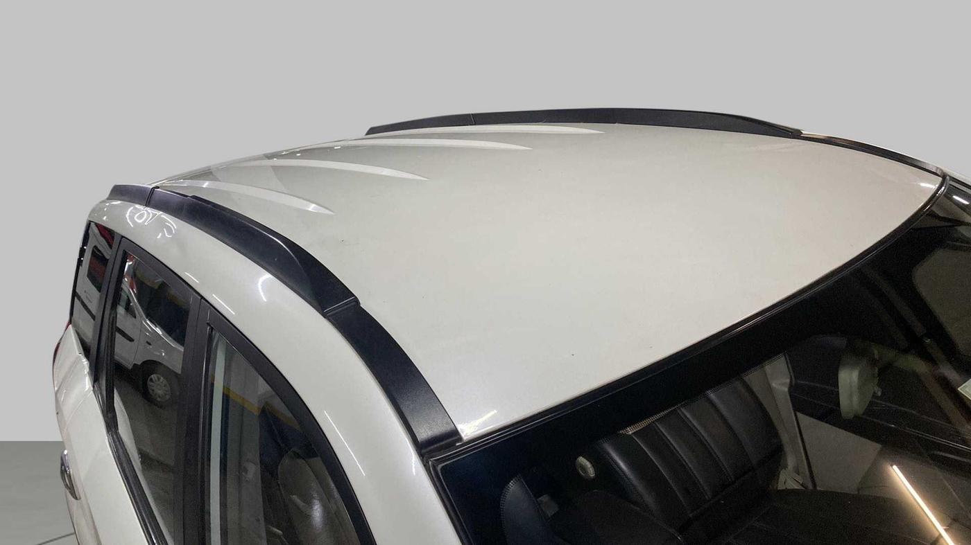 2017 Mahindra XUV500 W6 AT, Diesel, Automatic, 1,08,691 km, Roof