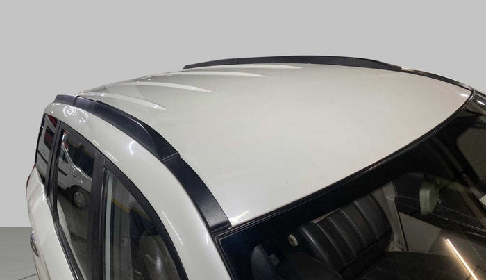 2017 Mahindra XUV500 W6 AT, Diesel, Automatic, 1,08,691 km, Roof