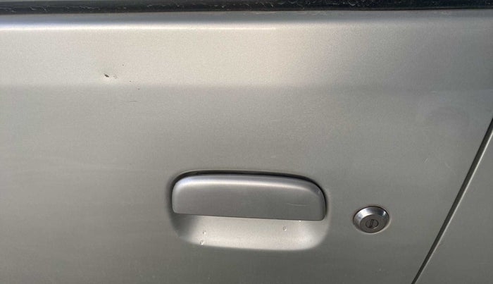 2015 Maruti Wagon R 1.0 VXI, Petrol, Manual, 37,345 km, Front passenger door - Slightly dented