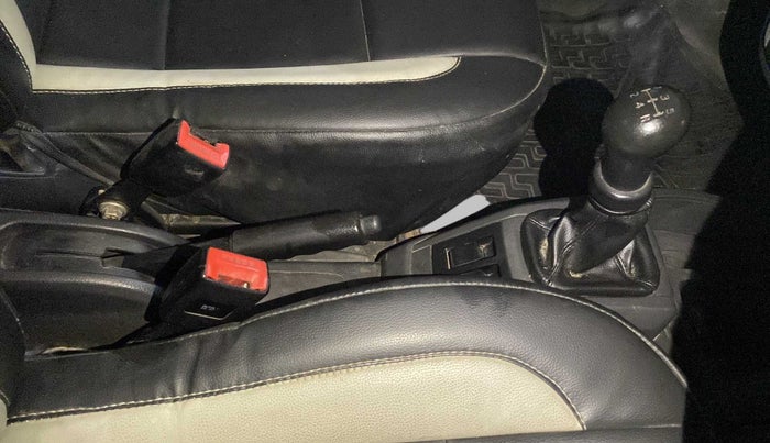 2018 Maruti Alto 800 LXI, Petrol, Manual, 85,648 km, Gear Lever