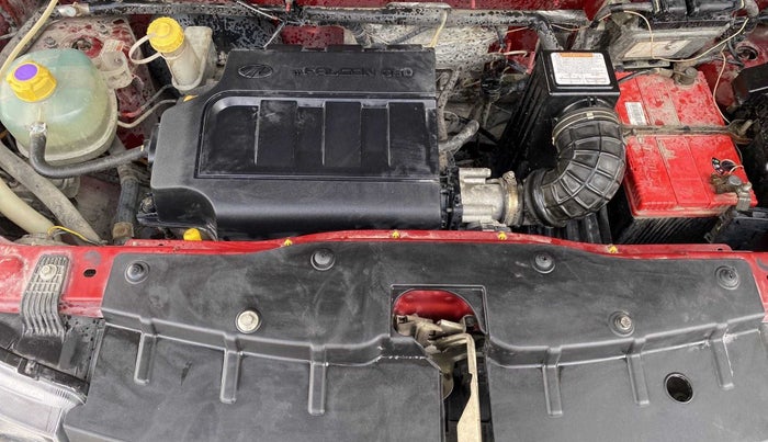 2016 Mahindra Kuv100 K4 6 STR, Petrol, Manual, 92,125 km, Open Bonet
