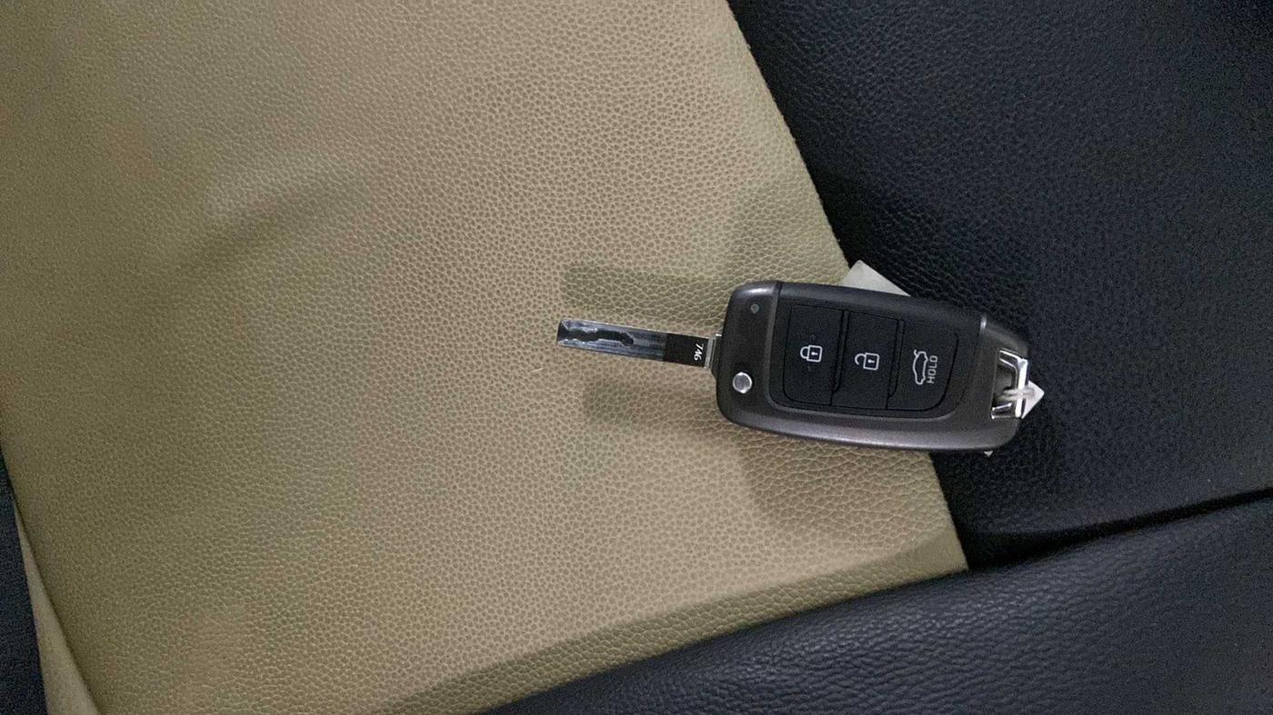 2018 Hyundai Verna 1.6 VTVT SX, Petrol, Manual, 4,922 km, Key Close Up