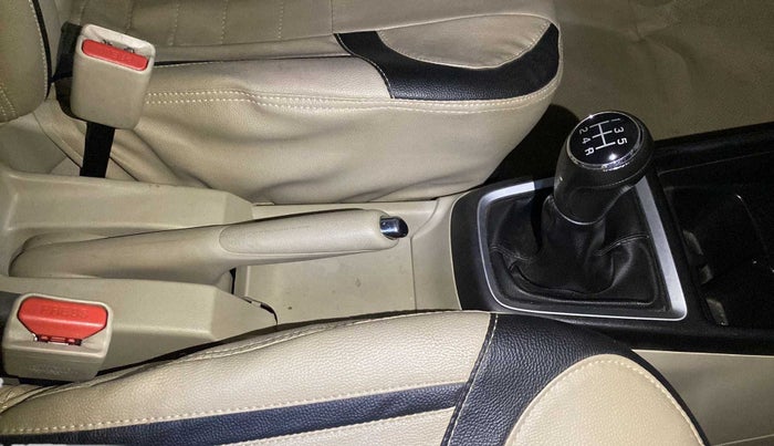 2018 Maruti Dzire VXI, Petrol, Manual, 37,741 km, Gear Lever