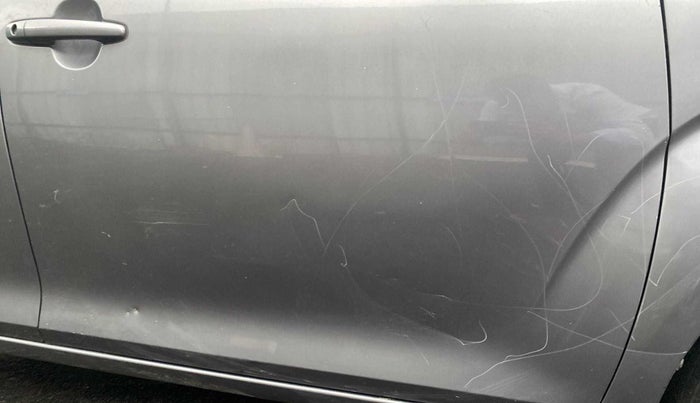 2018 Maruti IGNIS SIGMA 1.2, Petrol, Manual, 64,570 km, Driver-side door - Minor scratches