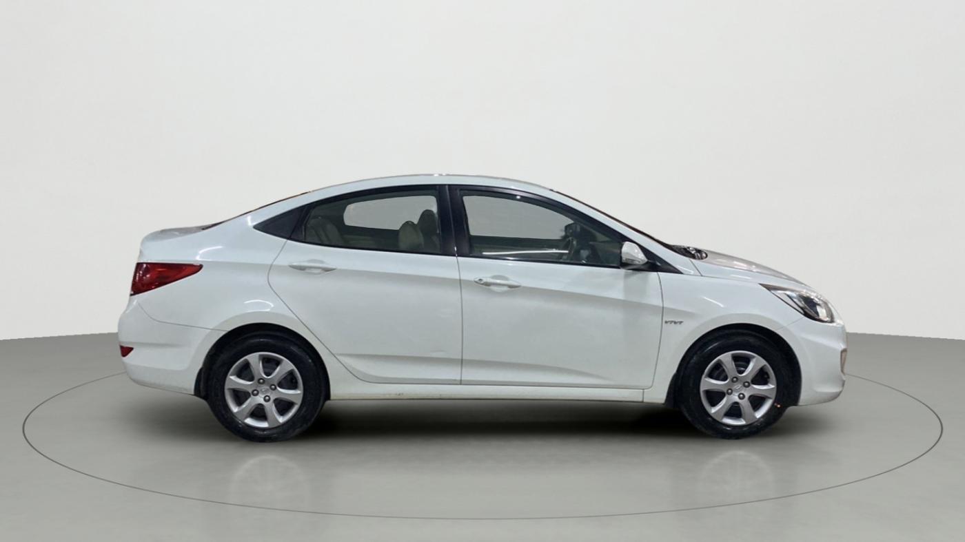 2013 Hyundai Verna FLUIDIC 1.6 VTVT EX, Petrol, Manual, 58,292 km, Right Side View