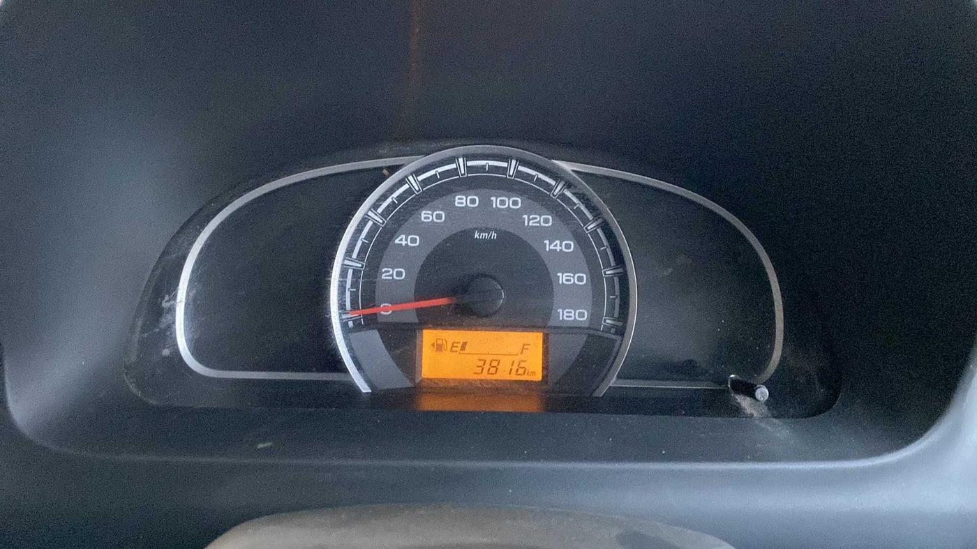 2016 Maruti Alto 800 LXI, Petrol, Manual, 3,814 km, Odometer Image