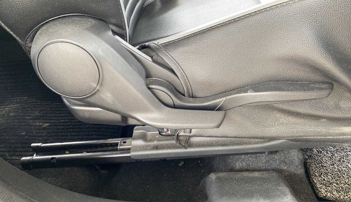 2021 Maruti Baleno ZETA PETROL 1.2, Petrol, Manual, 22,808 km, Driver Side Adjustment Panel