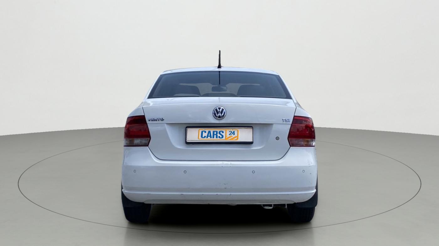 2015 Volkswagen Vento COMFORTLINE 1.2 TSI AT, Petrol, Automatic, 1,11,525 km, Back/Rear
