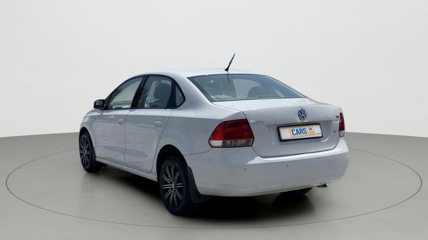 2015 Volkswagen Vento COMFORTLINE 1.2 TSI AT, Petrol, Automatic, 1,11,525 km, Left Back Diagonal