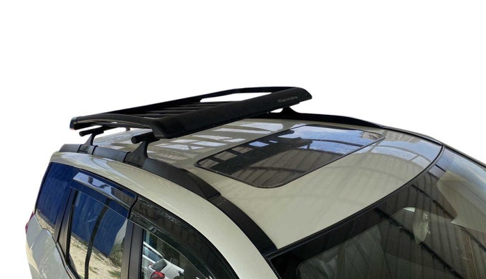 2018 Mahindra XUV500 W10 AT, Diesel, Automatic, 66,470 km, Roof