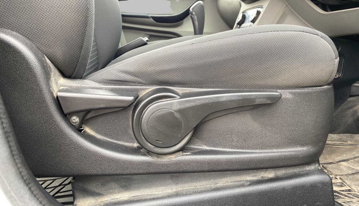 2019 Tata Tiago XZA PLUS PETROL, CNG, Automatic, 40,749 km, Driver Side Adjustment Panel