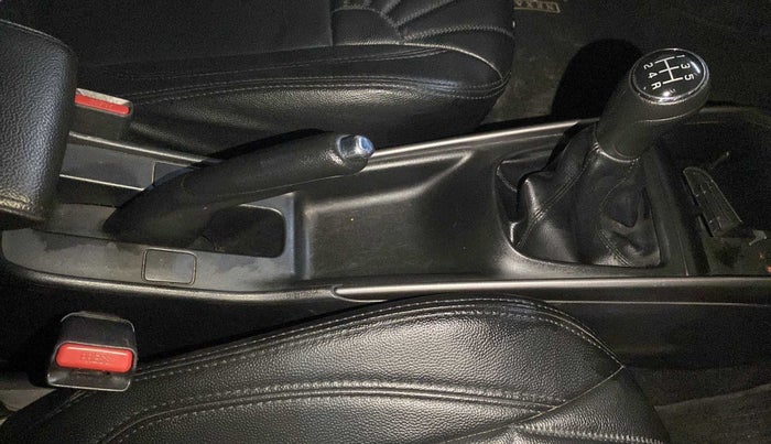 2019 Maruti Baleno ALPHA PETROL 1.2, Petrol, Manual, 27,310 km, Gear Lever