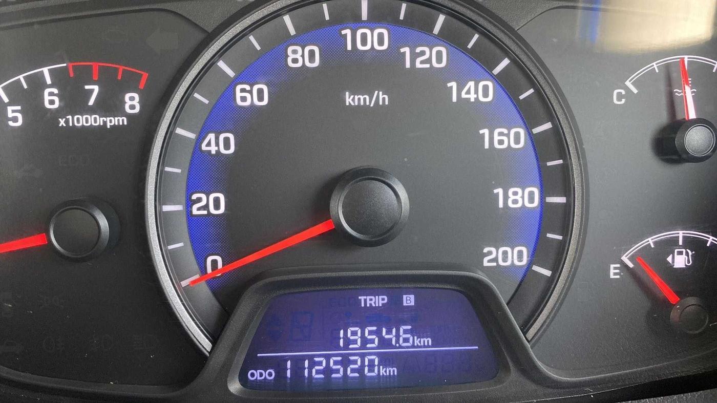 2016 Hyundai Xcent S 1.2, Petrol, Manual, 1,12,497 km, Odometer Image