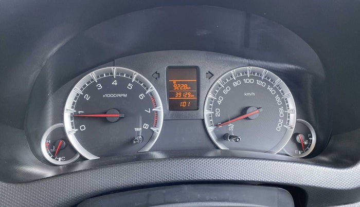 2016 Maruti Swift VXI, Petrol, Manual, 39,115 km, Odometer Image