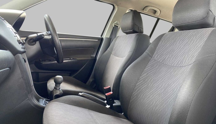 2016 Maruti Swift VXI, Petrol, Manual, 39,115 km, Right Side Front Door Cabin