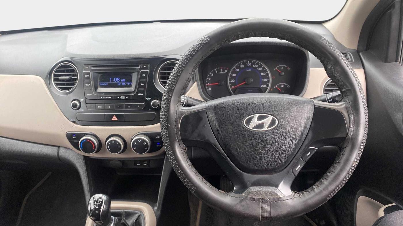 2014 Hyundai Grand i10 SPORTZ 1.1 CRDI, Diesel, Manual, 61,069 km, Steering Wheel Close Up