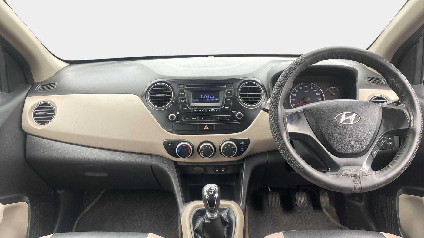 2014 Hyundai Grand i10 SPORTZ 1.1 CRDI, Diesel, Manual, 61,069 km, Dashboard