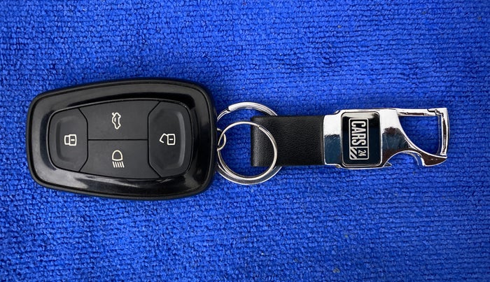 2022 Tata Harrier XT PLUS 2.0L KRYOTEC DARK EDITON, Diesel, Manual, 35,498 km, Key Close Up