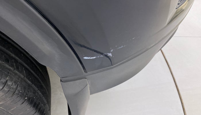 2022 Tata Harrier XT PLUS 2.0L KRYOTEC DARK EDITON, Diesel, Manual, 35,498 km, Rear bumper - Minor scratches