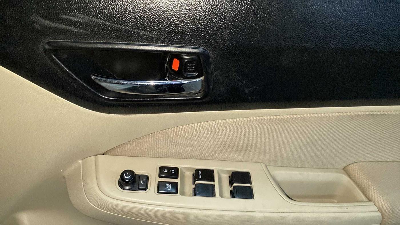 2020 Maruti Dzire VXI, Petrol, Manual, 53,736 km, Driver Side Door Panels Control