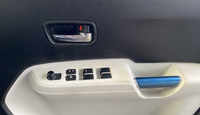 2018 Maruti IGNIS DELTA 1.2 AMT, Petrol, Automatic, 52,535 km, Driver Side Door Panels Control