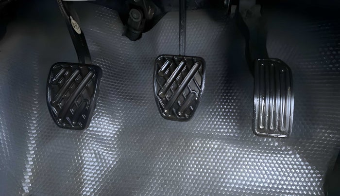 2013 Nissan Micra Active XV SAFETY PACK, Petrol, Manual, 36,007 km, Pedals