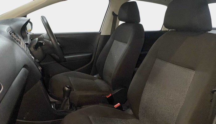 2018 Volkswagen Ameo COMFORTLINE 1.0L, Petrol, Manual, 90,811 km, Right Side Front Door Cabin