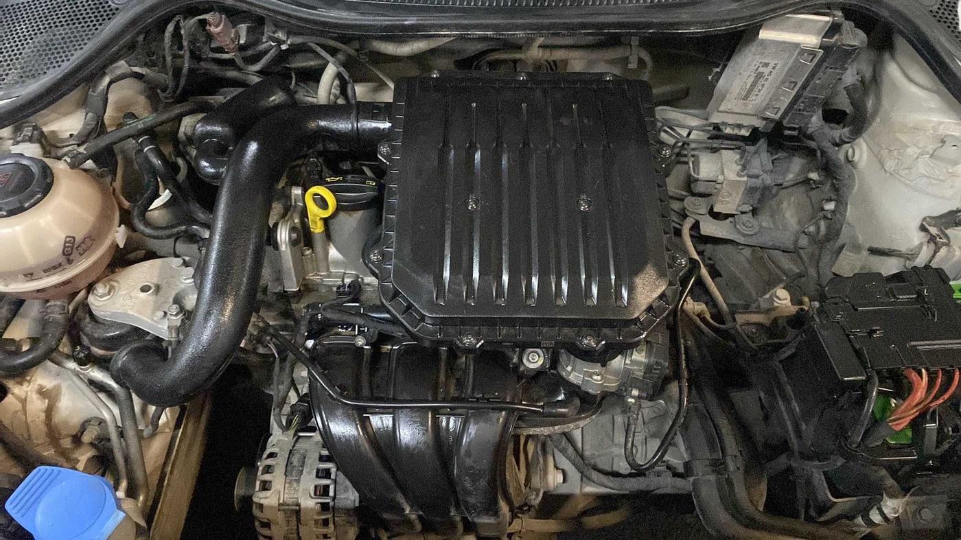 2018 Volkswagen Ameo COMFORTLINE 1.0L, Petrol, Manual, 90,811 km, Open Bonet