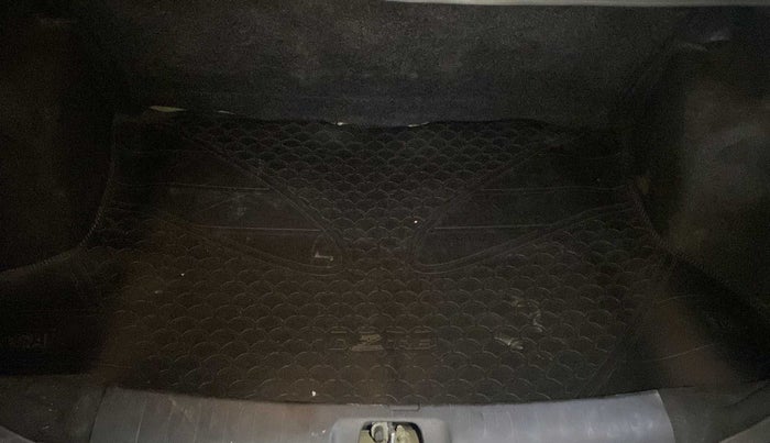 2012 Maruti Swift Dzire VDI, Diesel, Manual, 1,04,243 km, Boot Inside