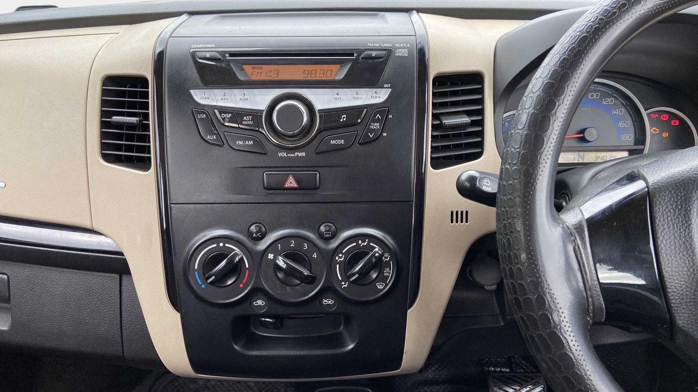 2017 Maruti Wagon R 1.0 VXI + (O) AMT, Petrol, Automatic, 34,032 km, Air Conditioner