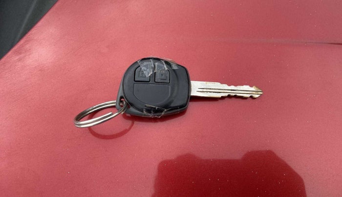 2017 Maruti Wagon R 1.0 VXI + (O) AMT, Petrol, Automatic, 34,032 km, Key Close Up