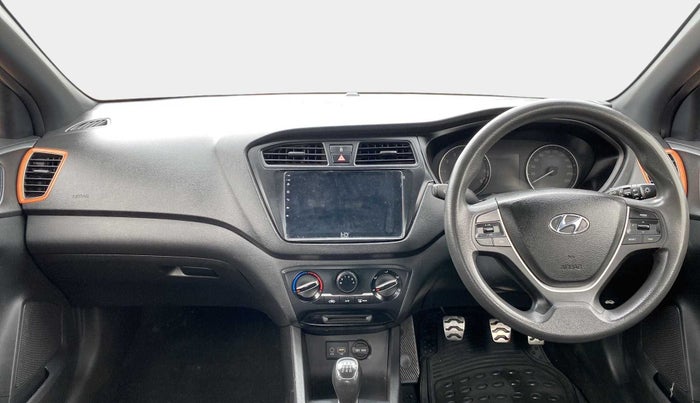 2016 Hyundai i20 Active 1.2 S, Petrol, Manual, 1,02,760 km, Dashboard